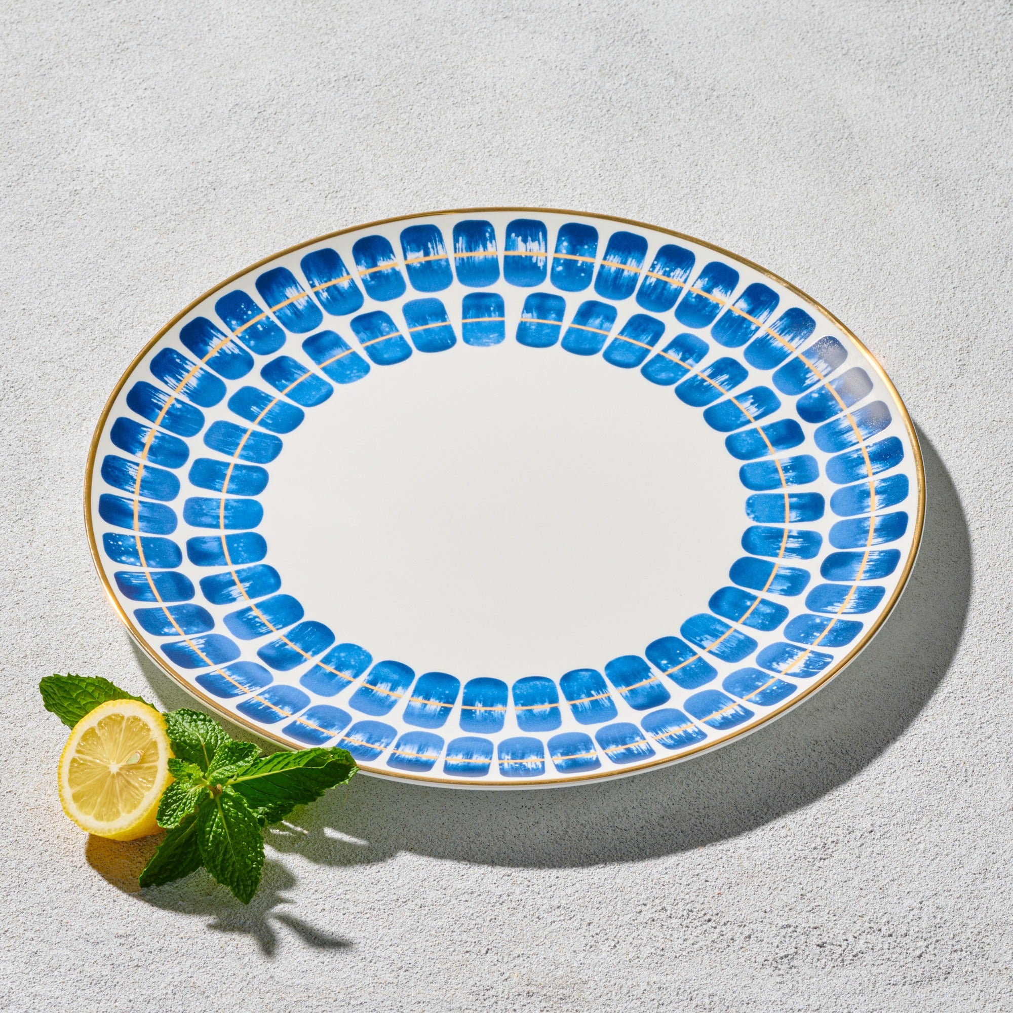 Vikko- Bliss Flow Charger Plate Blue
