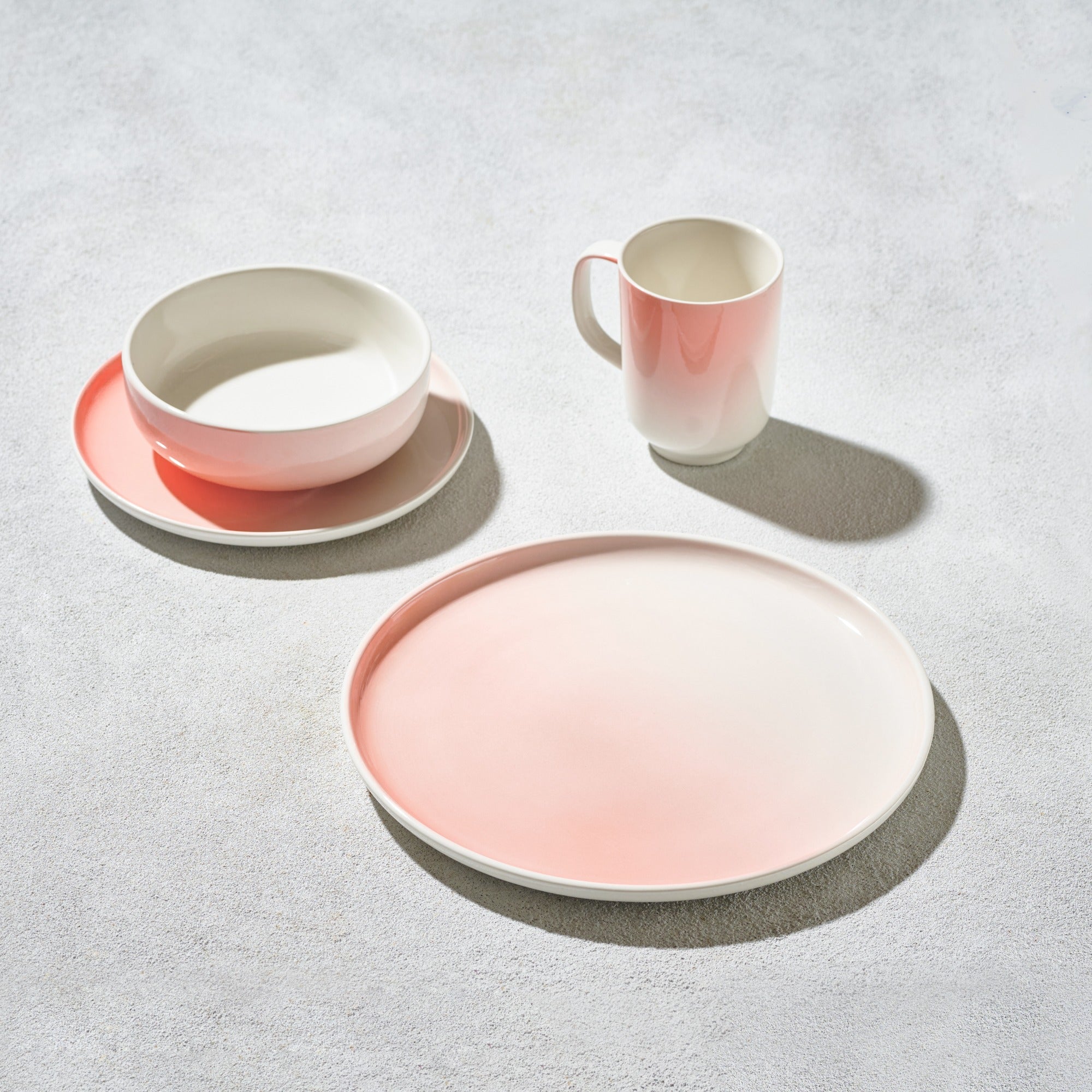 Vikko Classic - Breeze Pink, Fine Porcelain 16 Pc Dinnerware Set, Service For 4