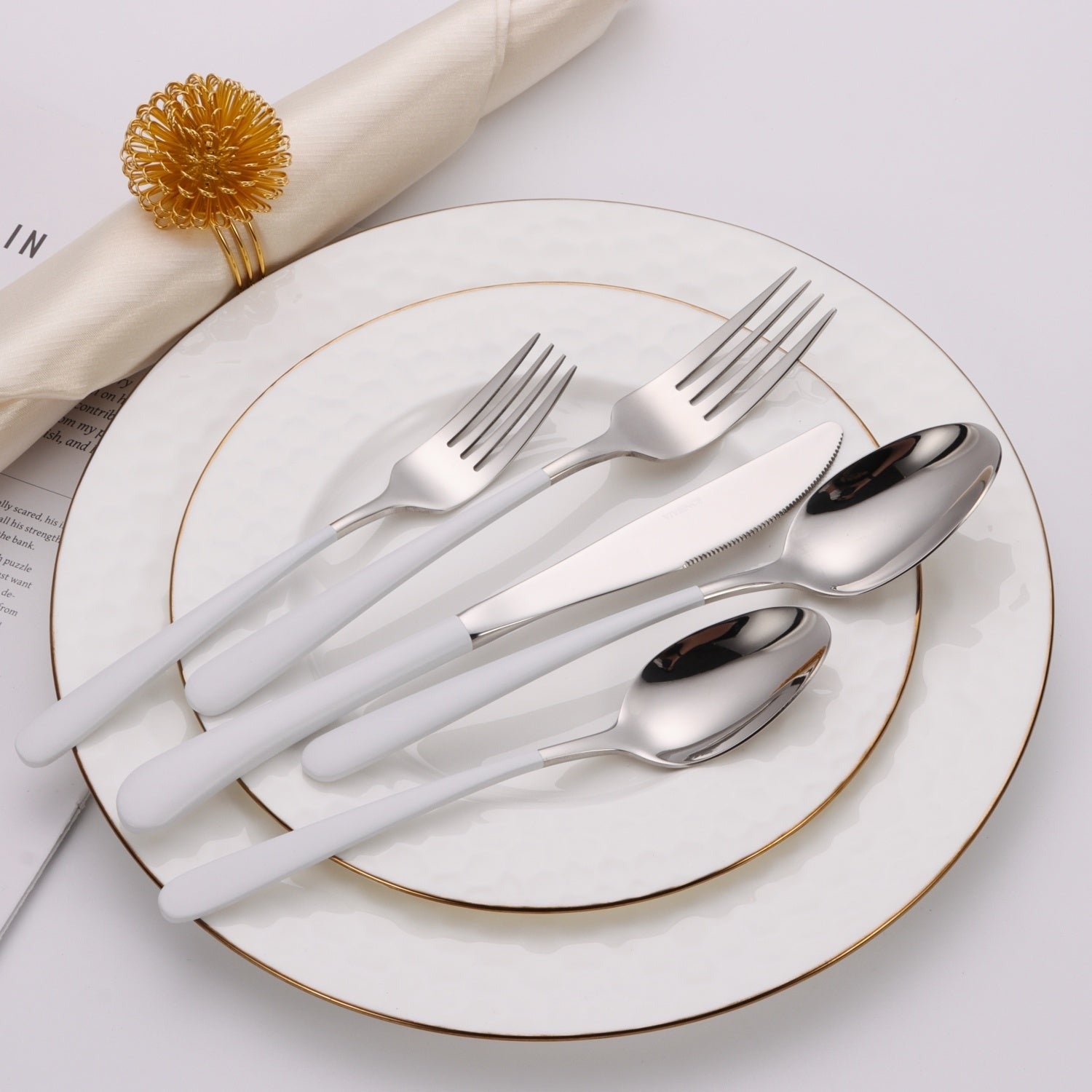 Colorblock Silver & White 20 Piece Flatware