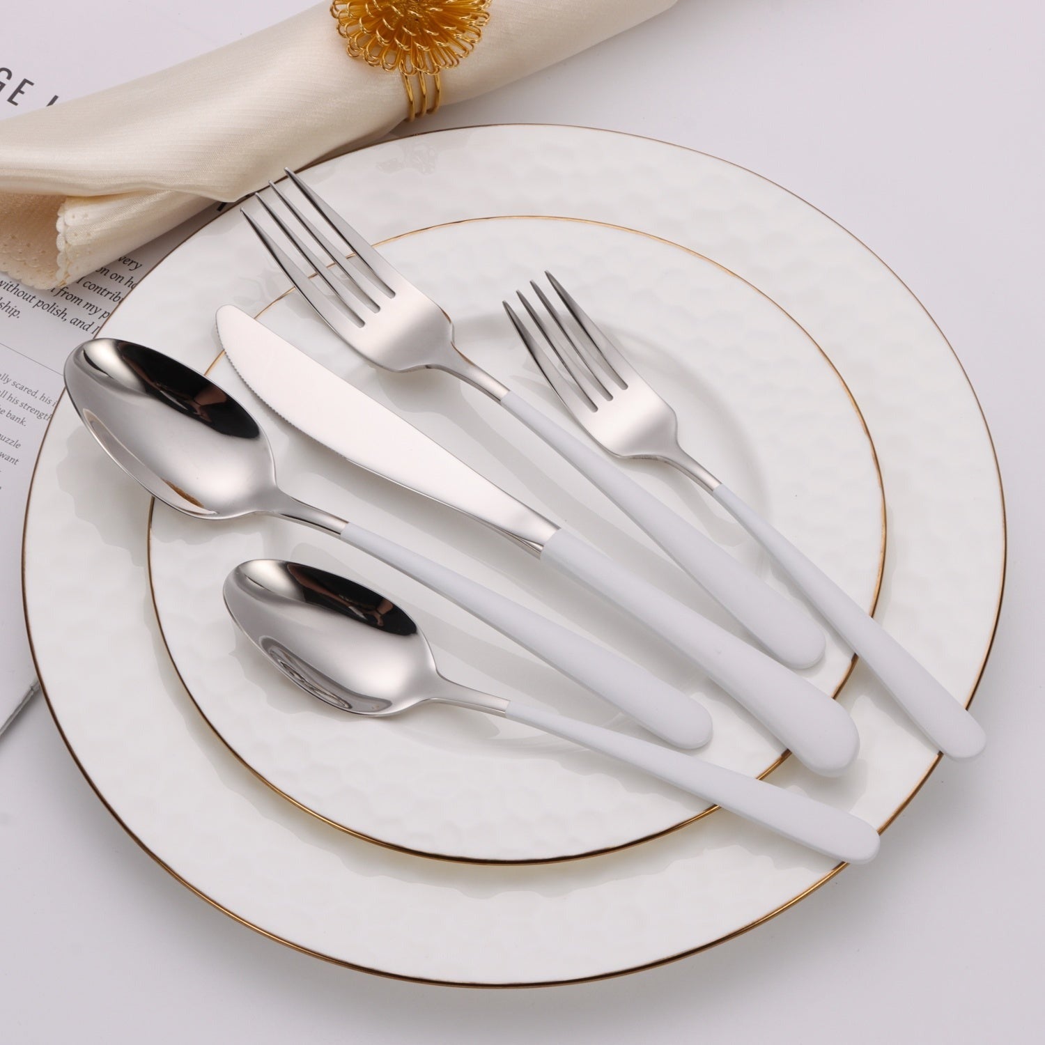 Colorblock Silver & White 20 Piece Flatware