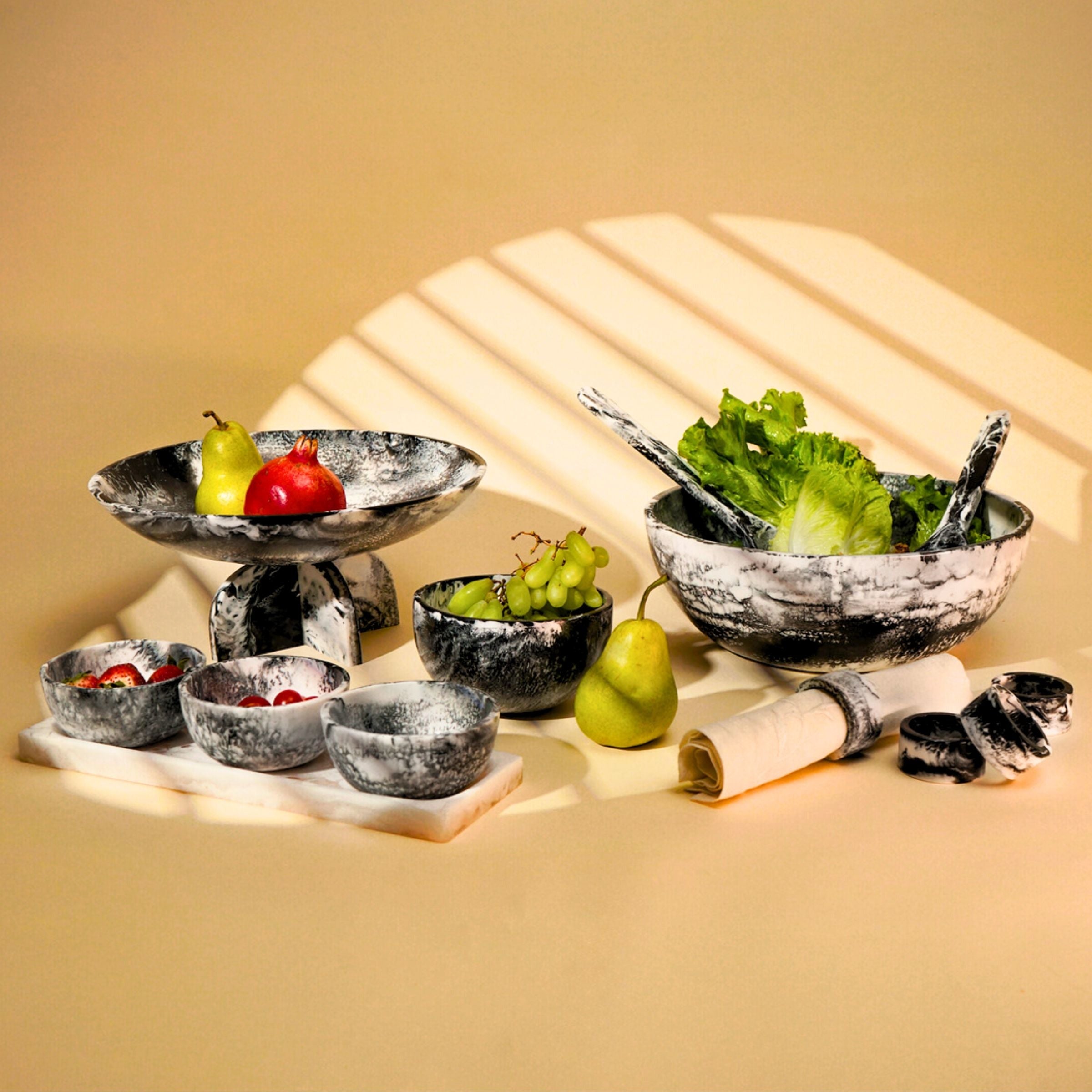 Lucente Black & White Resin Salad Bowl