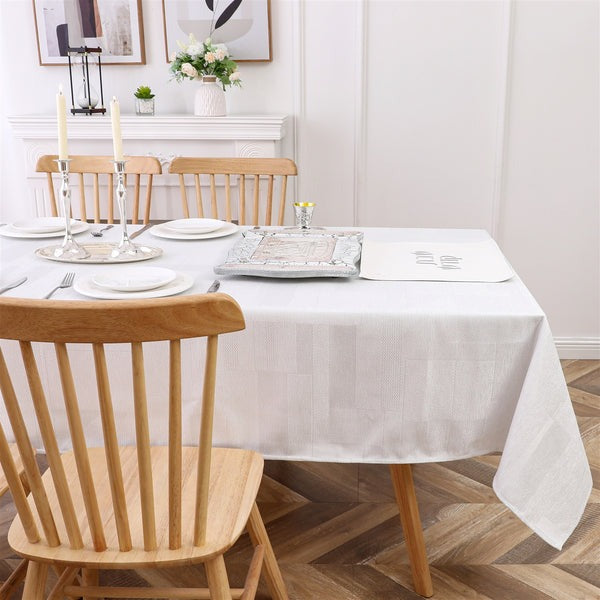 TC1372 Jacquard White/Silver Tablecloth