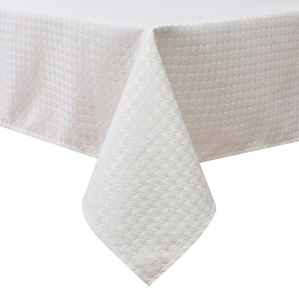 TC1373 White Jacquard Houndstooth Tablecloth