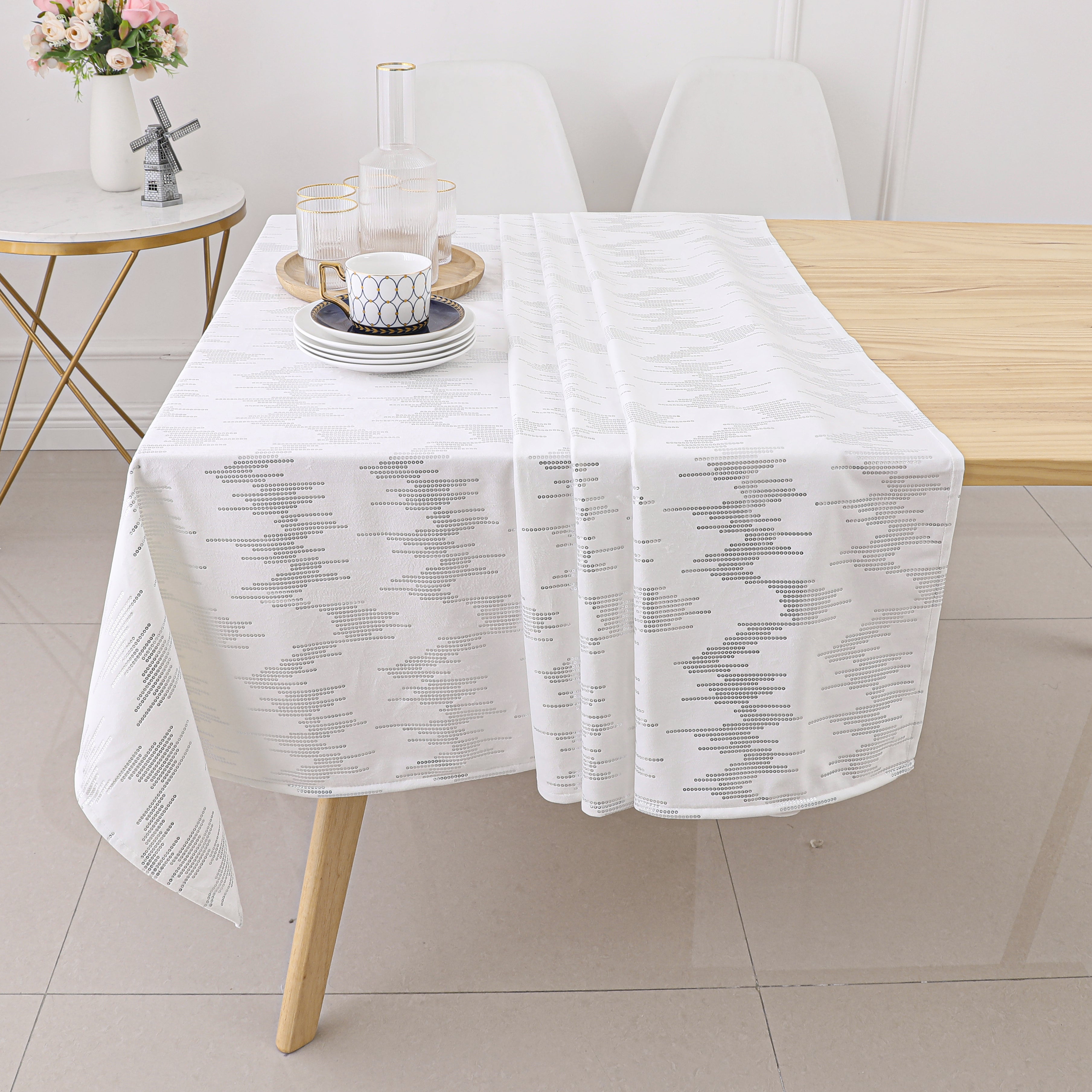 TC1401 White Dotted Silver Foil Print Tablecloth
