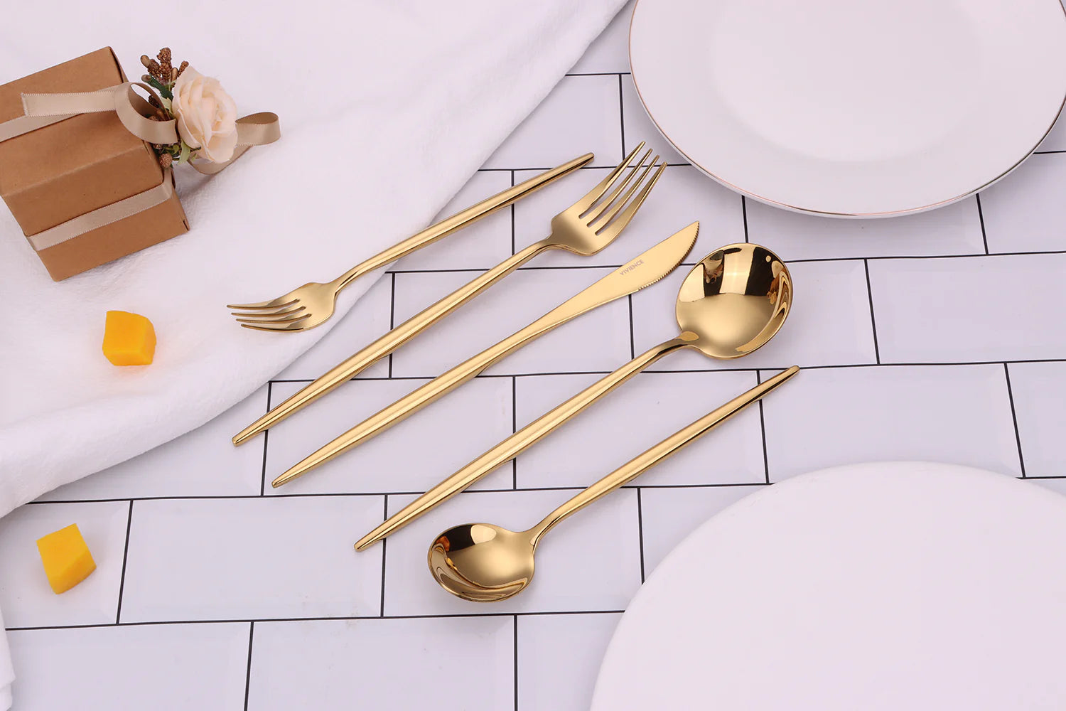 Morne Gold 20 Piece Flatware