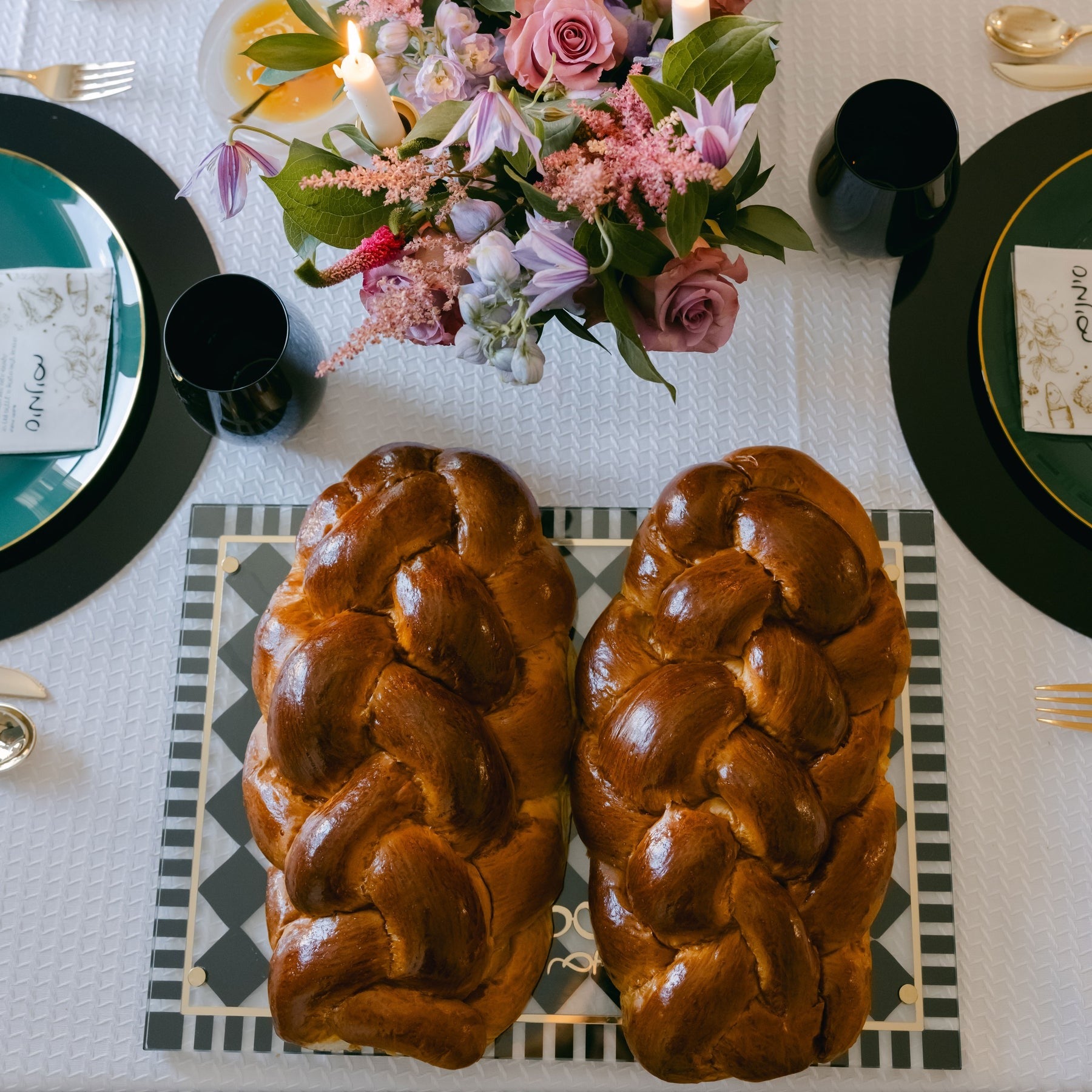 Challah Board Onyx Collection