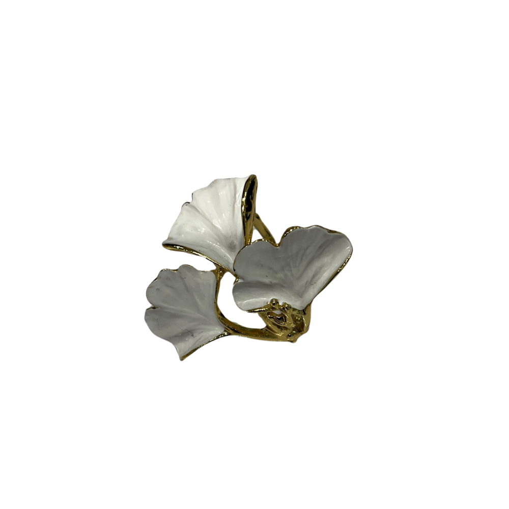Triple Leaf Napkin Rings Set of 6 - White & Gold
